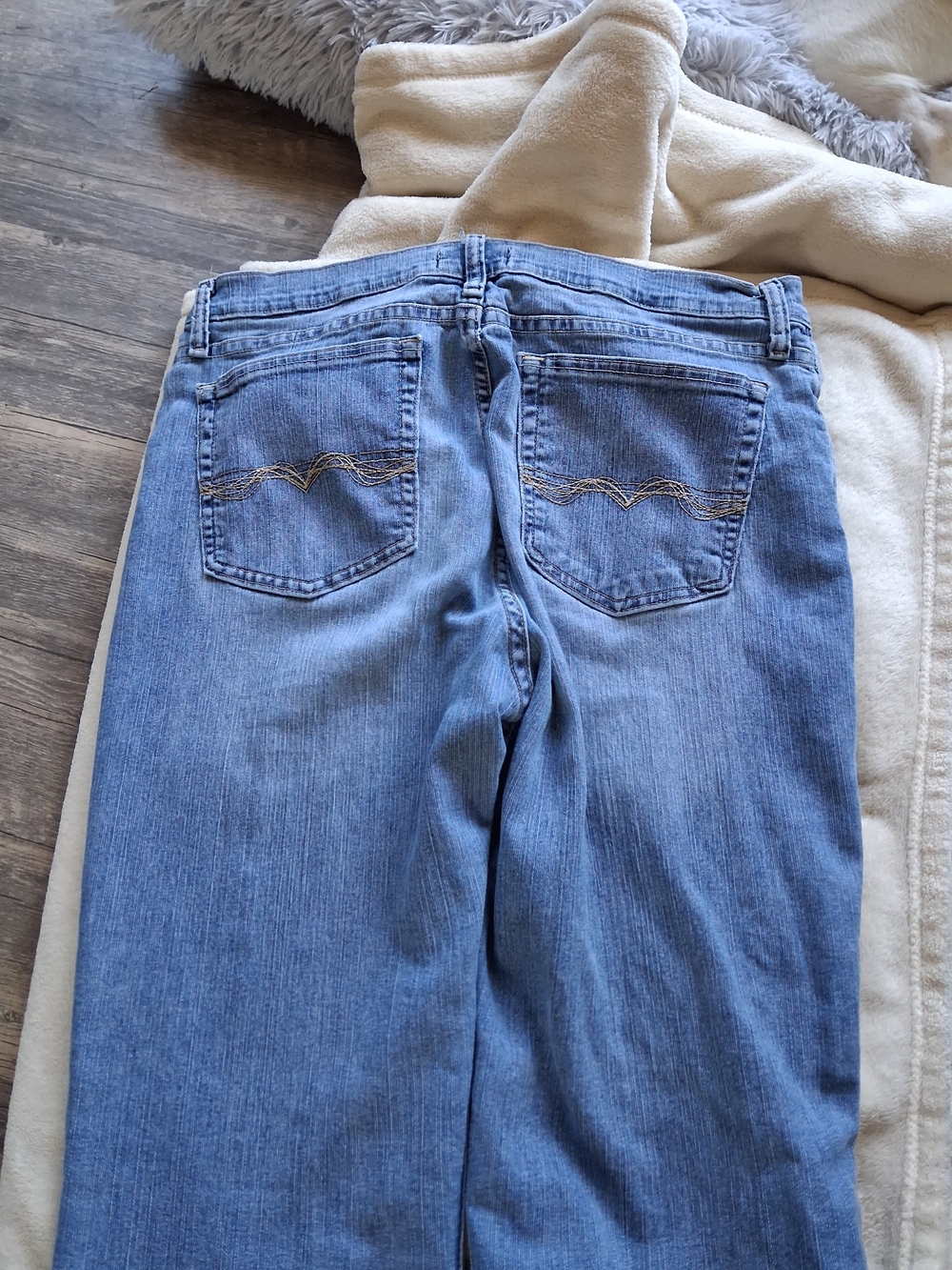 Jeans - Picture 5 of 5